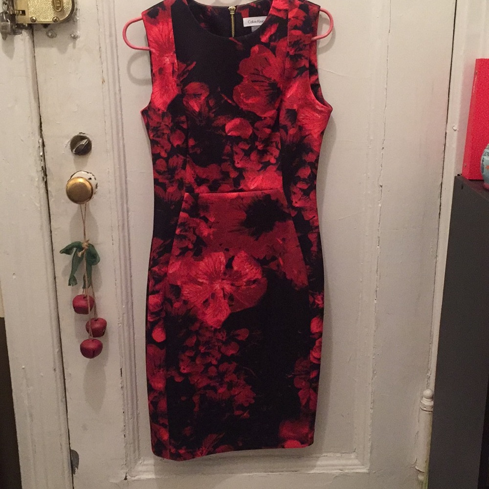 Calvin Klein red and black print dress size 6